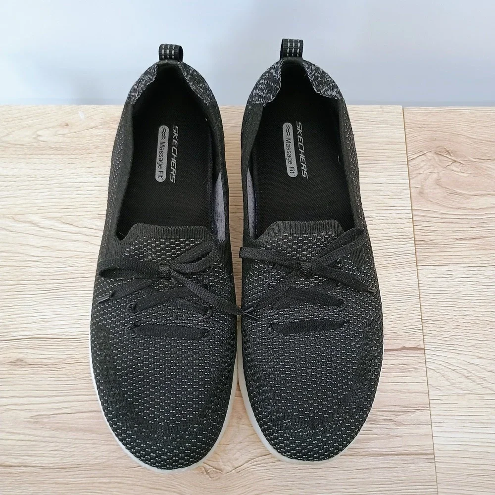 Skechers brand style